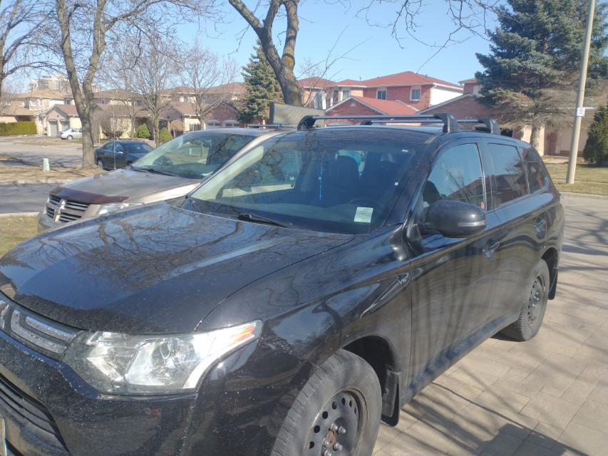 2017 Mitsubishi Outlander Fixed Mounting Points Roof Rack RackTrip
