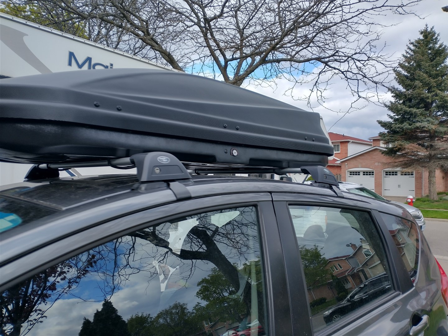 2017 Nissan Versa Note Bare Roof Rack RackTrip Canada Car Racks and