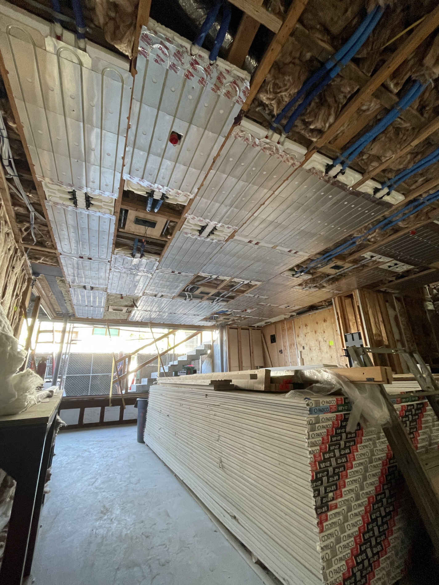 radiant ceiling install Messana Radiant Cooling