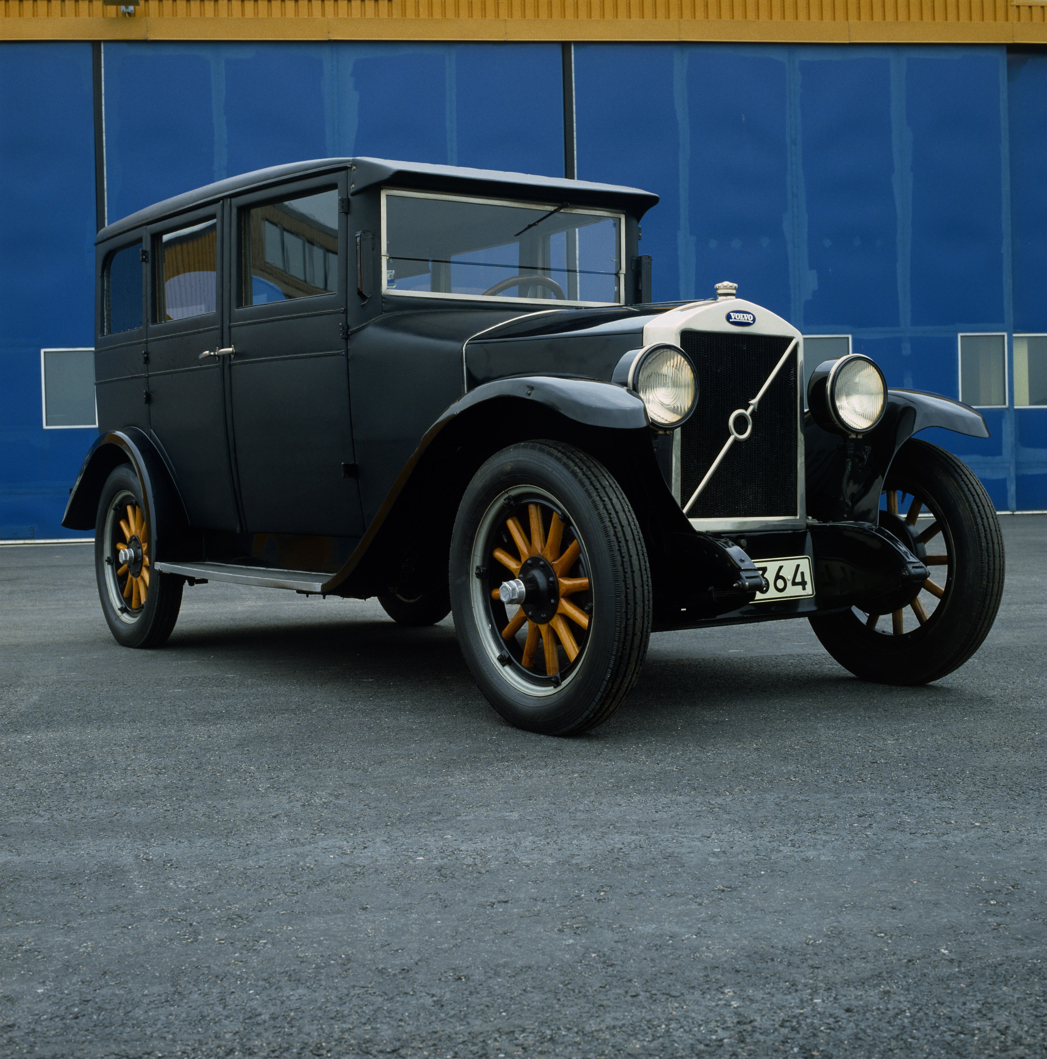 Volvo pv 4