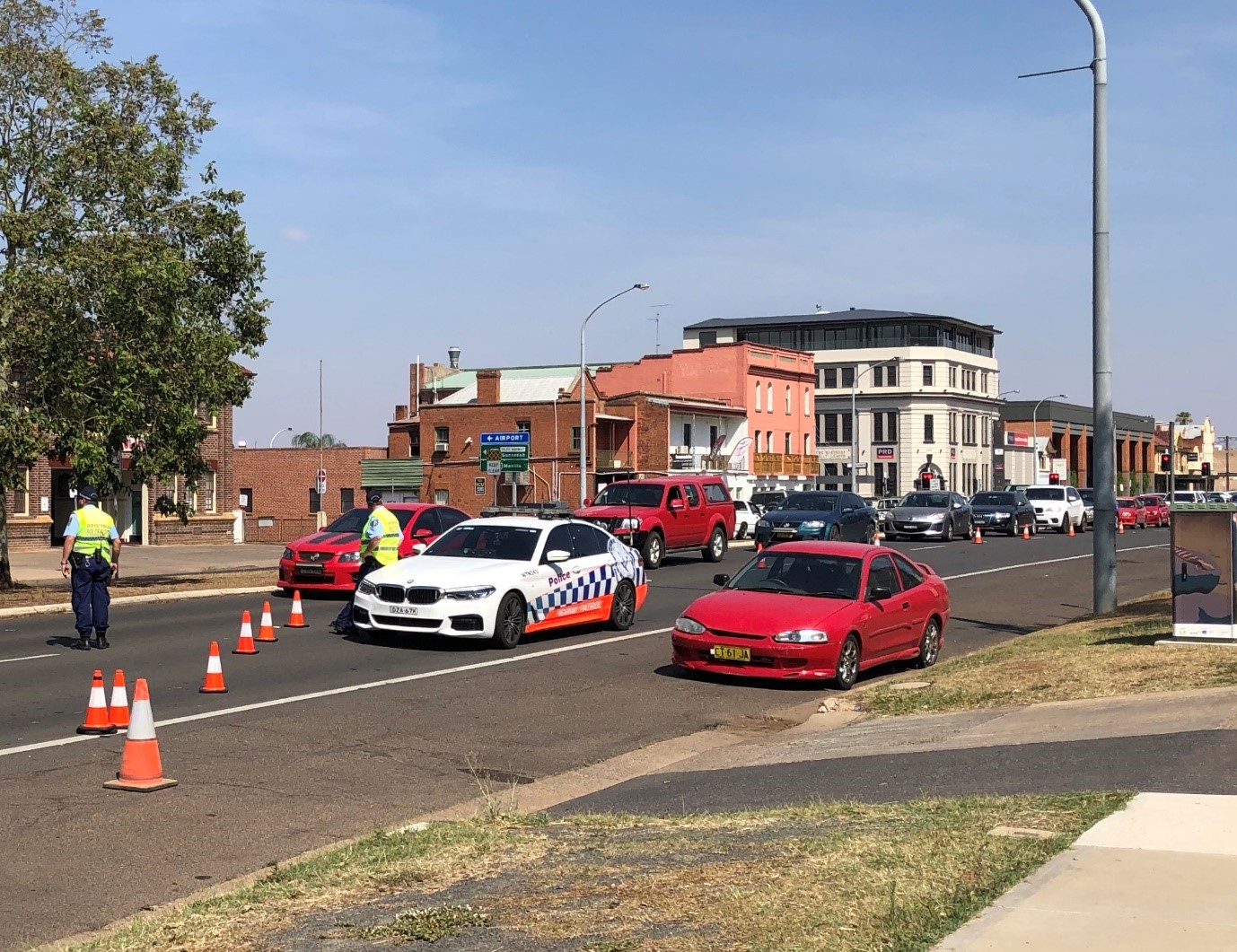 Tamworth's 88.9FM listeners fill up for under 90 cents/litre