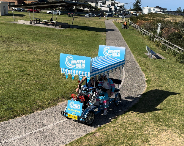 Tuk tuk trek to work for Wave FM's Lyndal & Crammy