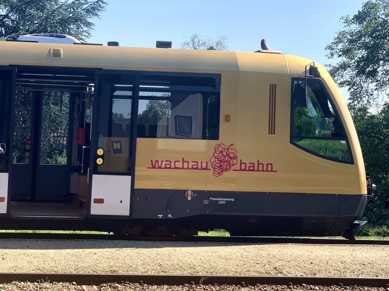 Mit dem Fahrrad in der Wachau mit Bahn, Bus und Schiff fahren › Radler Rast