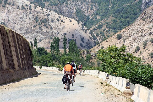 Radtouren Mit dem Rad auf der Seidenstraße