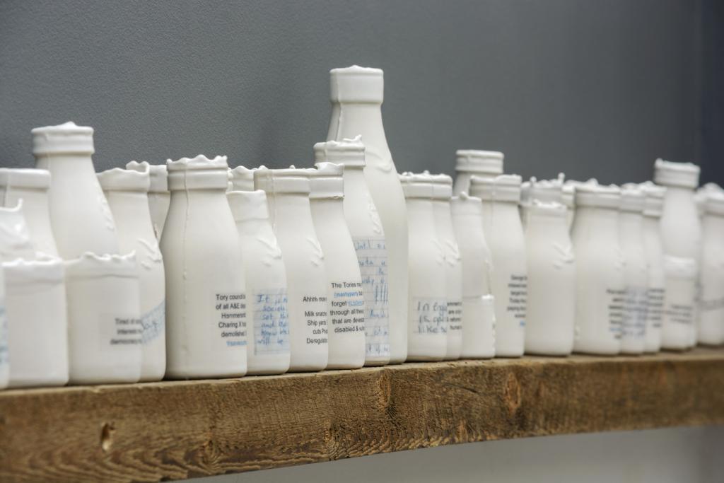 Raewyn Harrison Ceramics