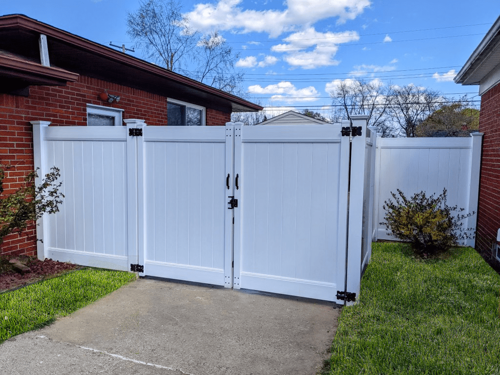 Vinyl Gates Rafab Inc.