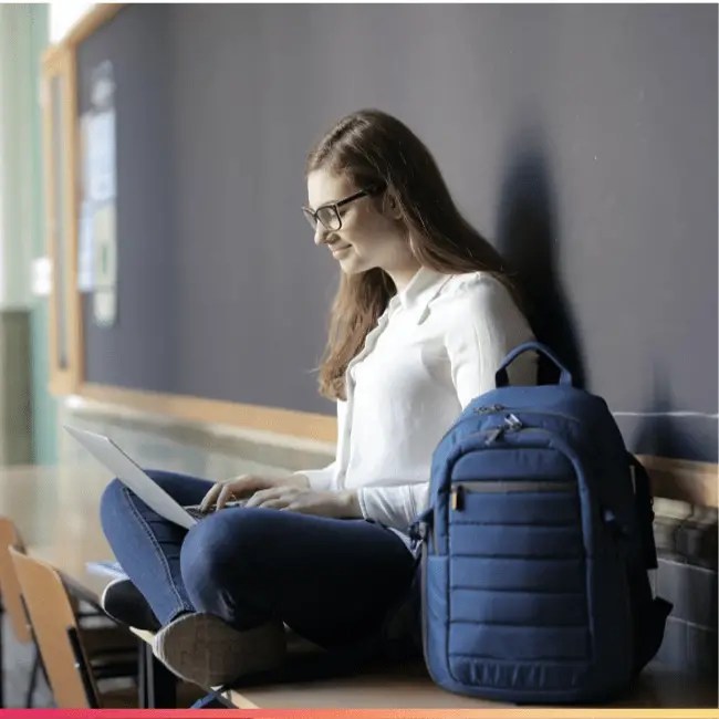 10 Best Nursing School Backpacks (To Buy In 2024)