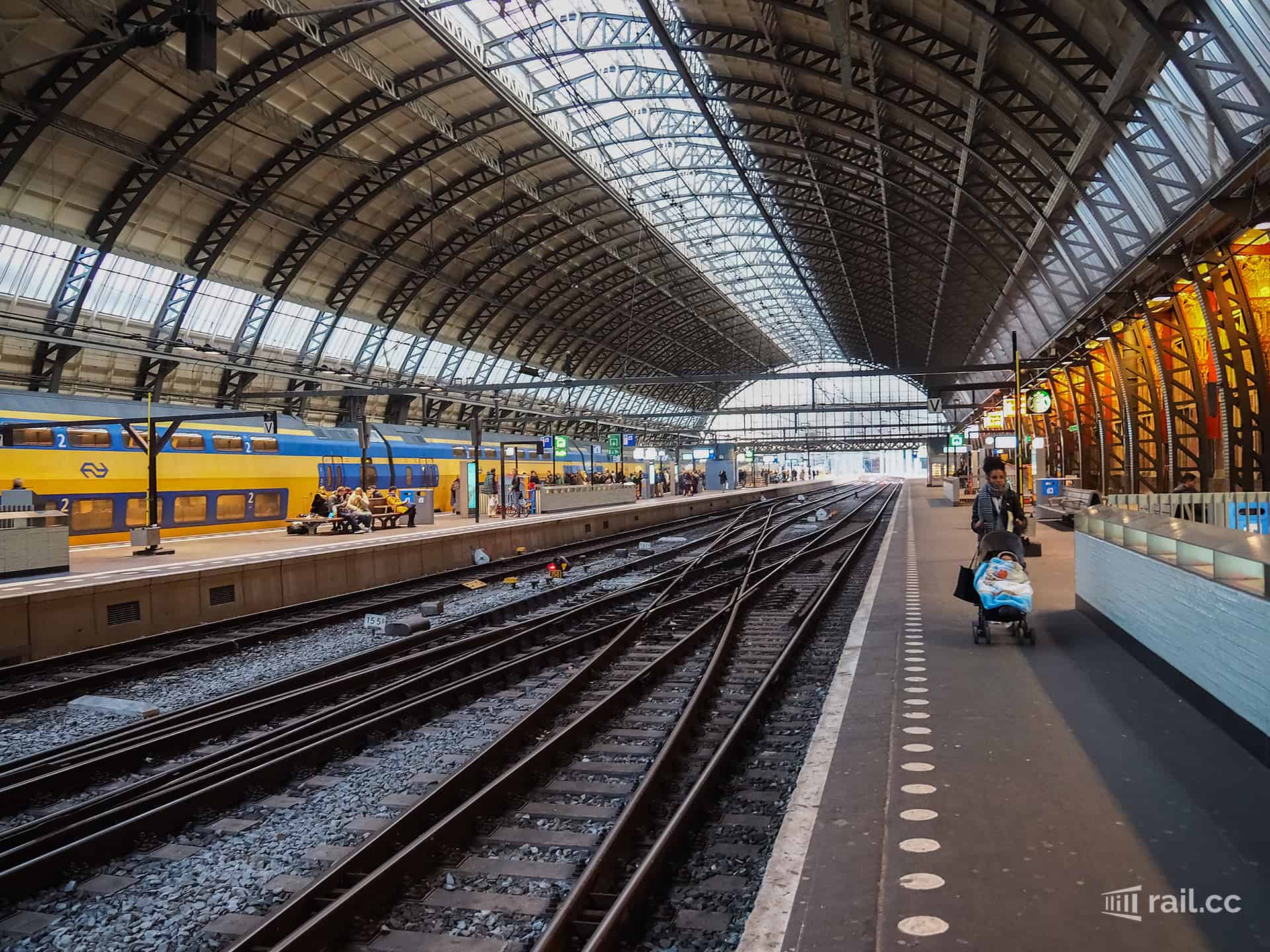 Review Amsterdam to Hannover and Hamburg Train Tickets from 29€