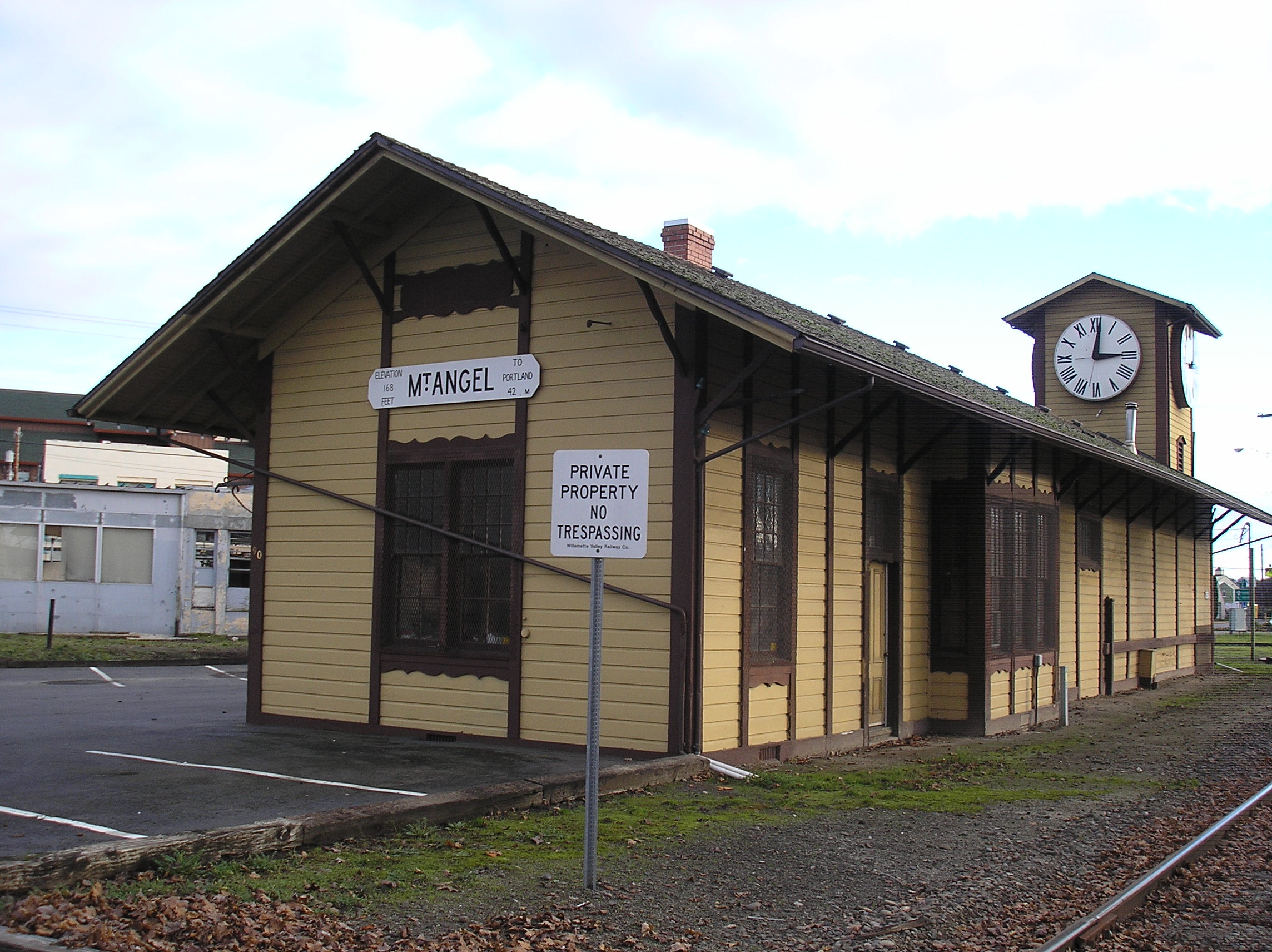 Railroad Stations in Oregon