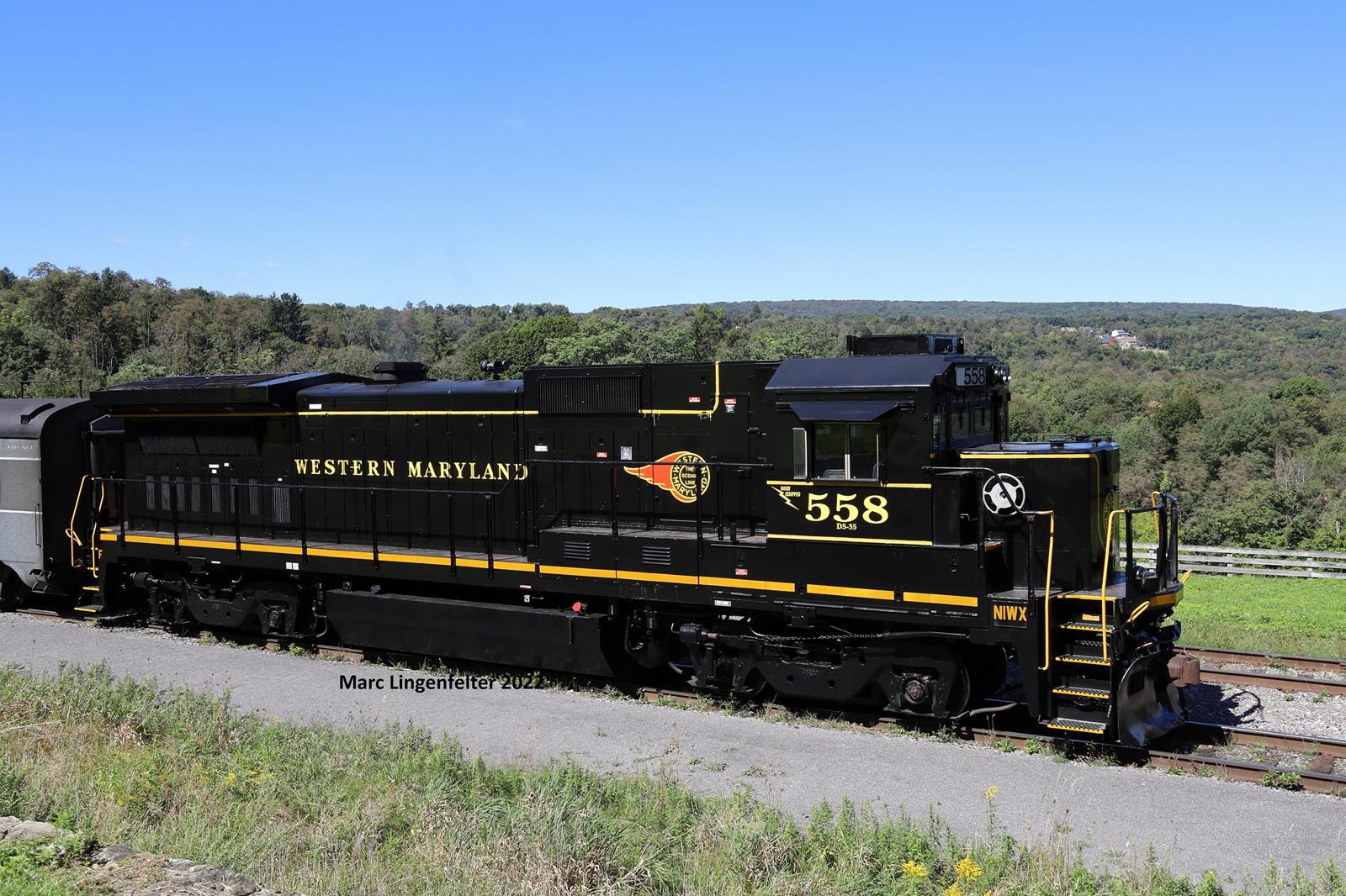 WMSR 558 Western Maryland Scenic Railroad GE B328 (Dash