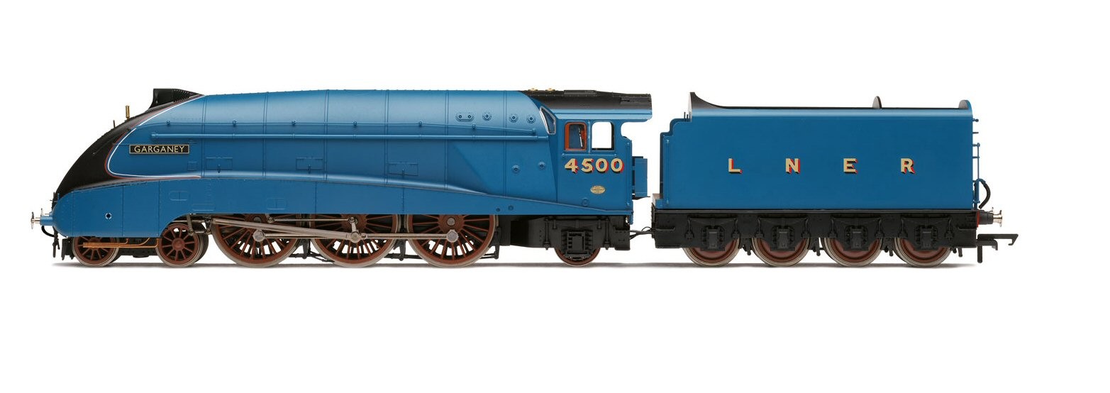 Hornby R3402 LNER, The Queen of Scots Train Pack Era 3 OO Gauge Steam