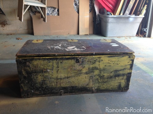 Army Locker turned Toy Box via RainonaTinRoof.com #makeover #armylocker #toybox #homeright #finishmaxpro