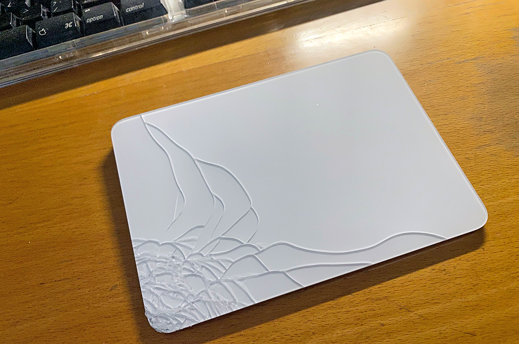 Apple Magic Trackpad 2: Crack Repair | RainyDayMagazine