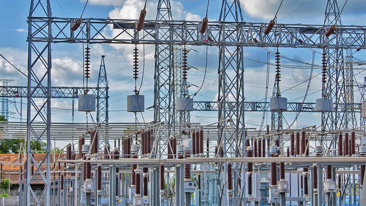 Saluran Distribusi pada Sistem Tenaga Listrik