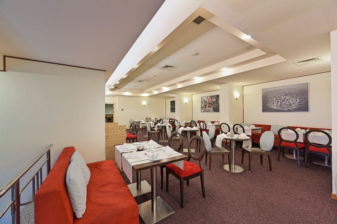 Jasmine Restaurant Ramada