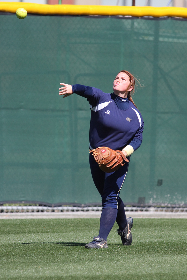 Caroline Hilton Photo Gallery – Georgia Tech Yellow Jackets