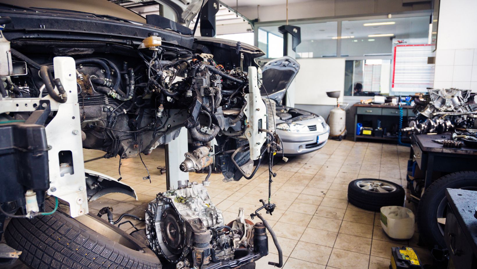 Tools And Spaces: Car Repair Shop For Rent