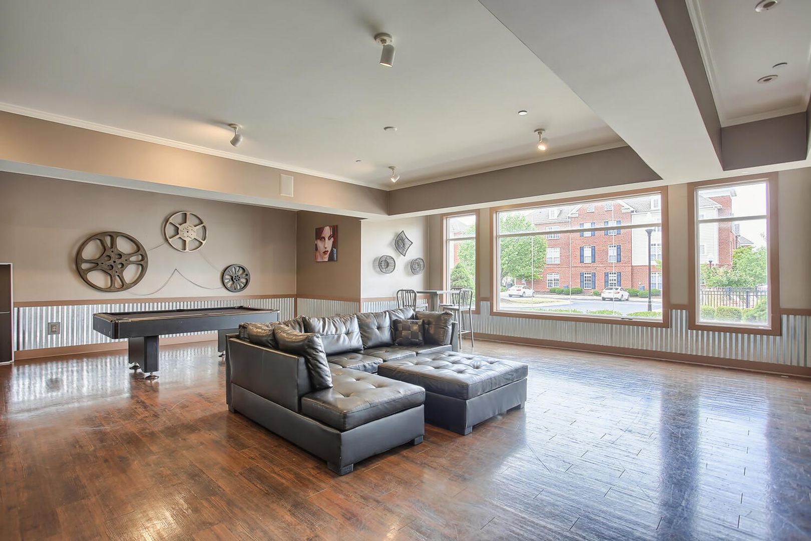 Capstone Quarters, Champaign Ramshaw Real Estate