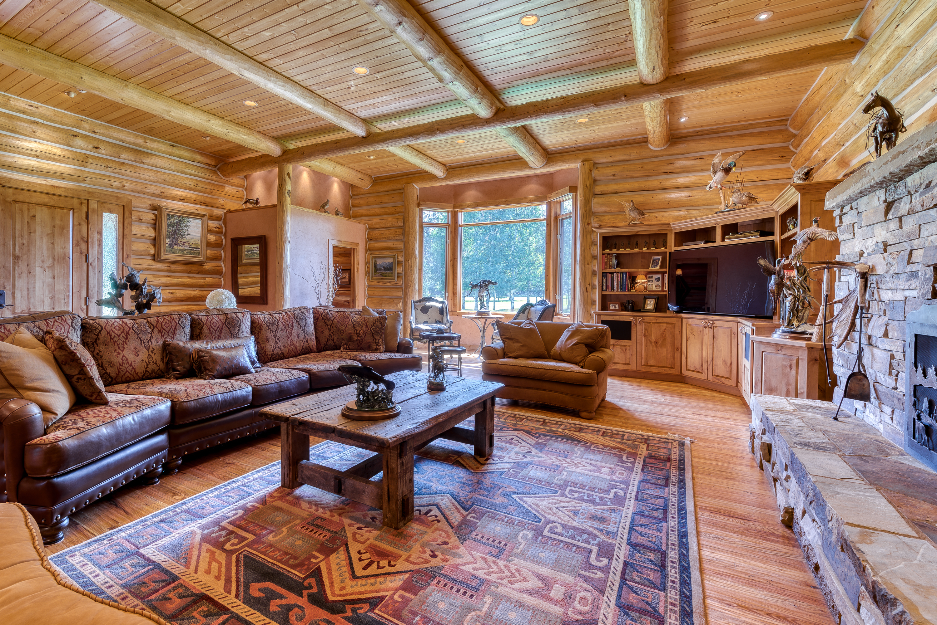 Montana Ranch Properties Living Room (2)
