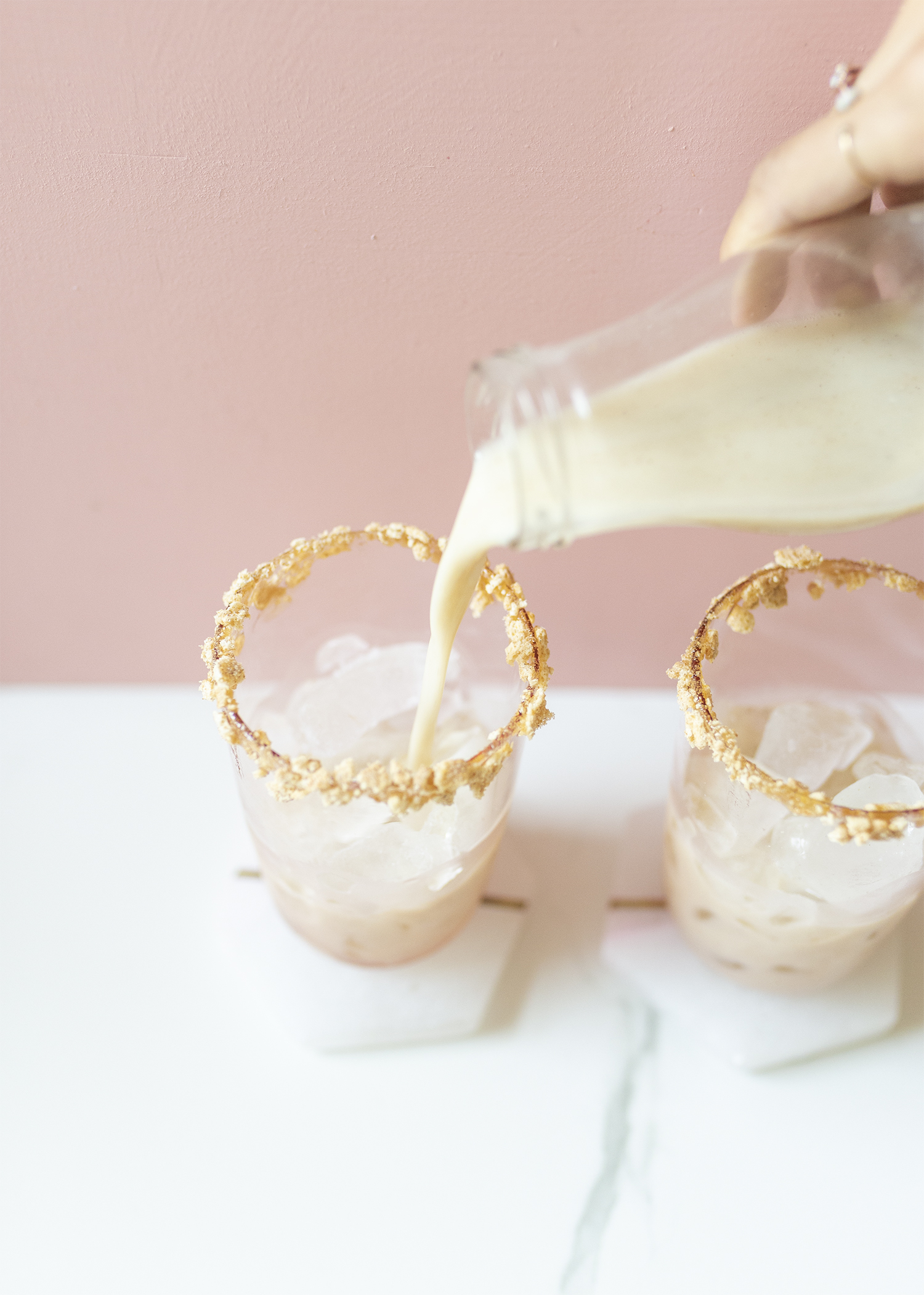 Eat Your Pastels // Cinnamon Toast Crunch Iced Lattes