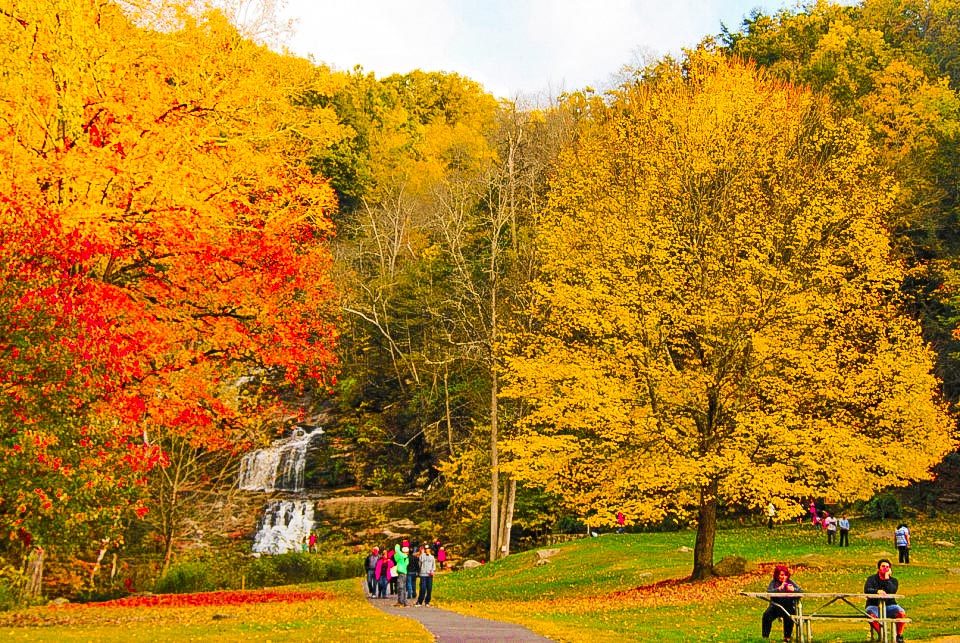 Fall Colors Around USA Randomvoyager