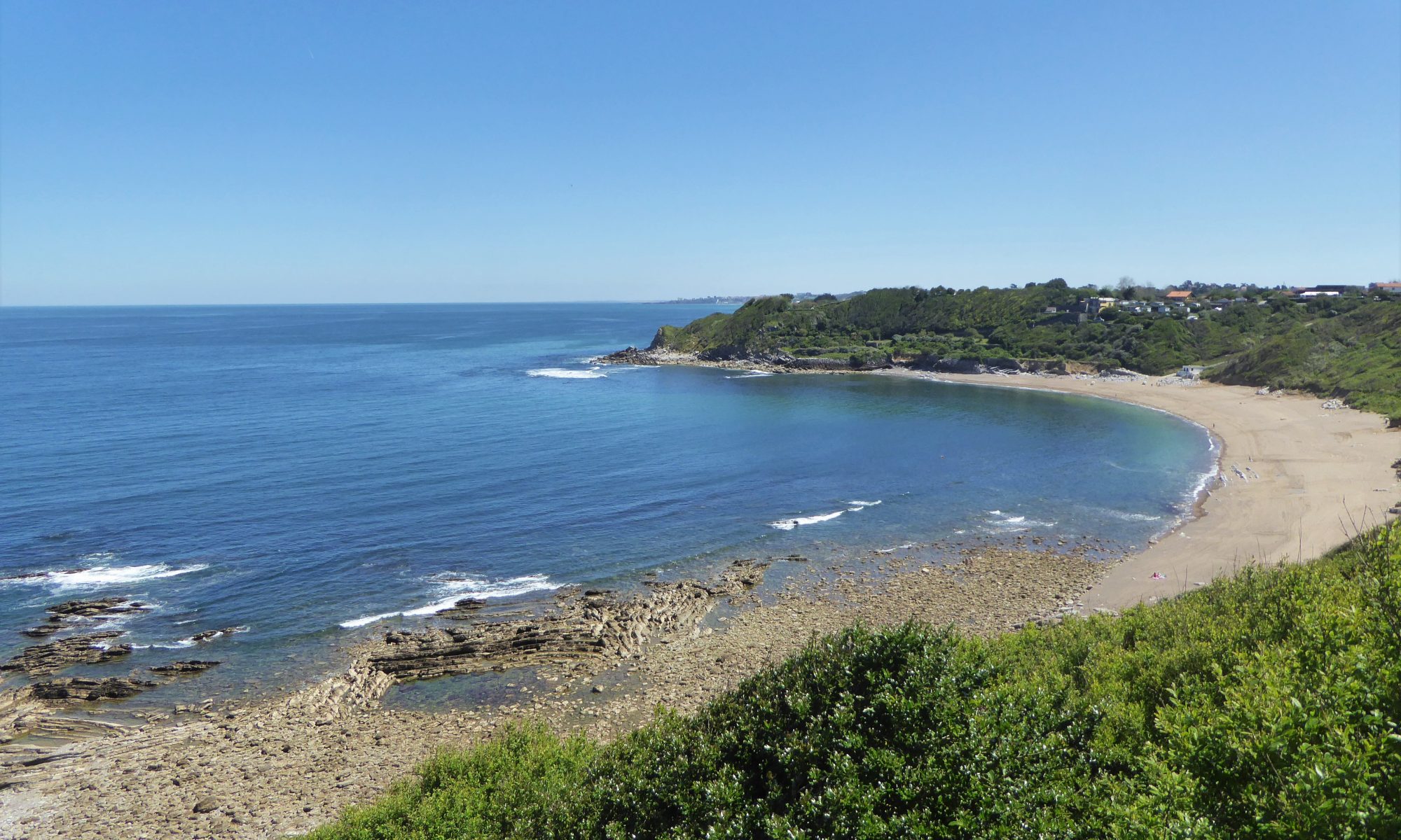 SENTIER DU LITTORAL DE BIDART A SAINT JEAN DE LUZ, à 44 mètres d
