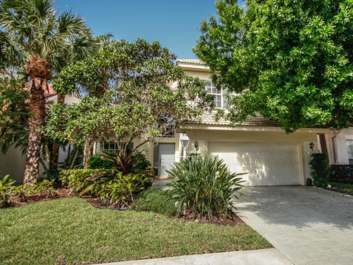 107 Princewood Ln Palm Beach Gardens FL 33410 R&R Realty Jupiter Real Estate