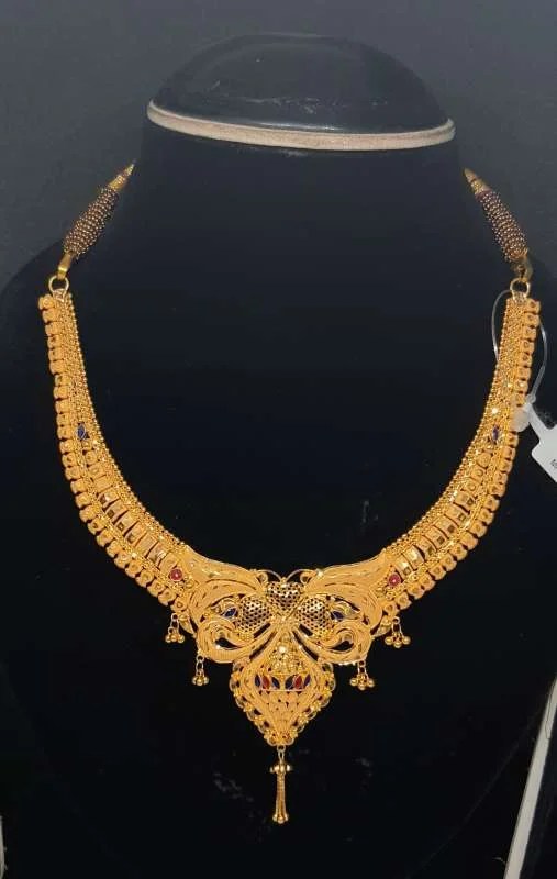 The Malabar Gold Necklace Set to Rani Alankar