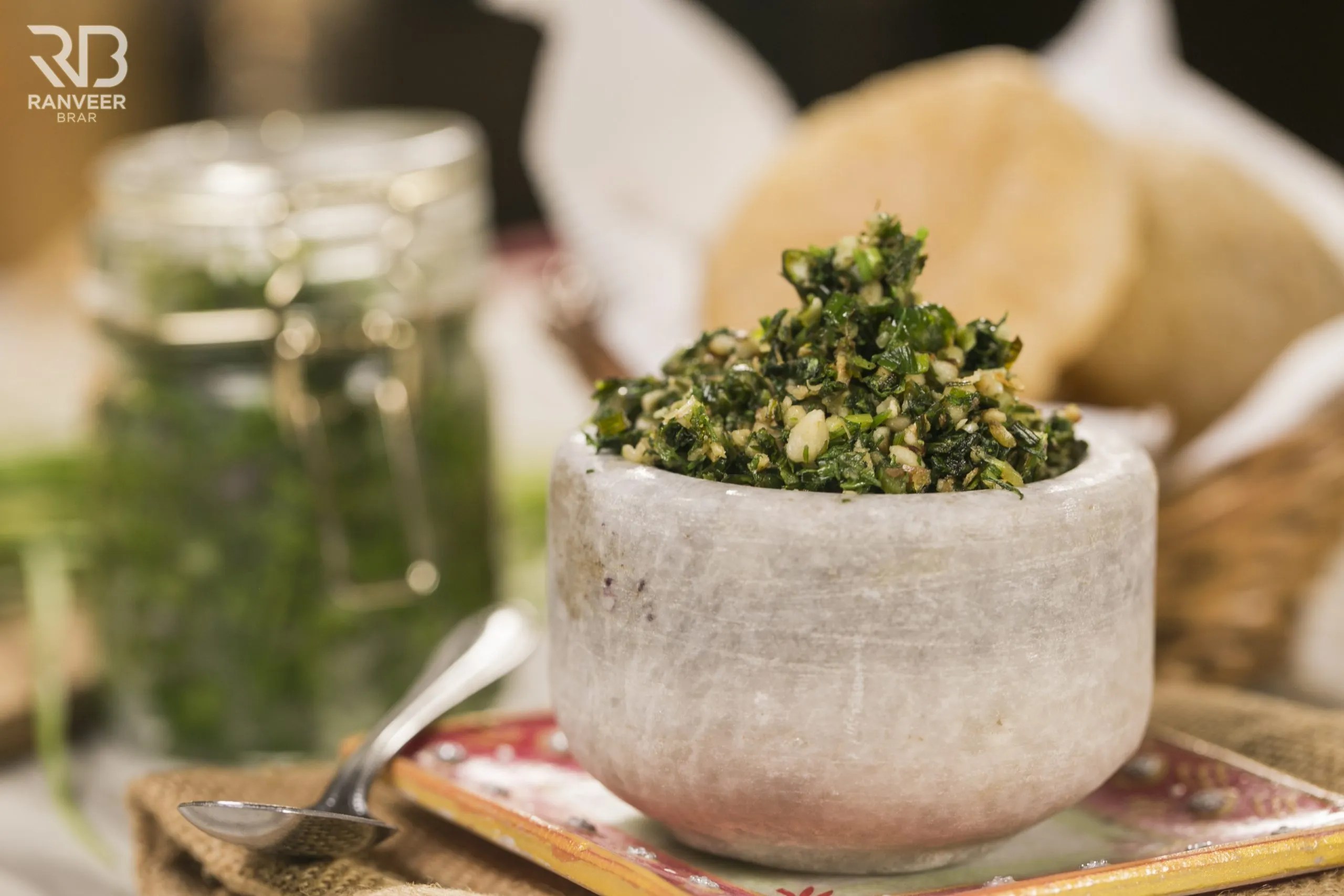 Easy Hare Lehsun Ki Chutney हरे लहसुन की चटनी(Green Garlic Chutney