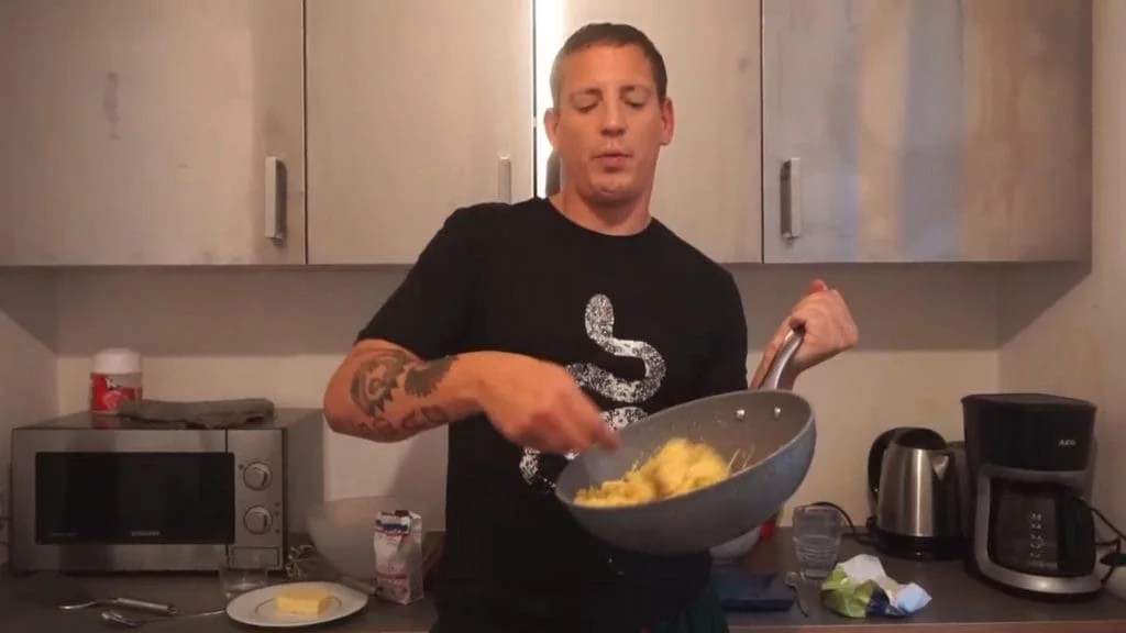 Traphousekitchen Money Boy kocht Mac & Cheese mit dem SecretRezept