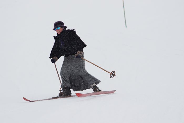 Bilder vom Hickory-Wedeln (Nostalgieskitag) an der Engstligenalp