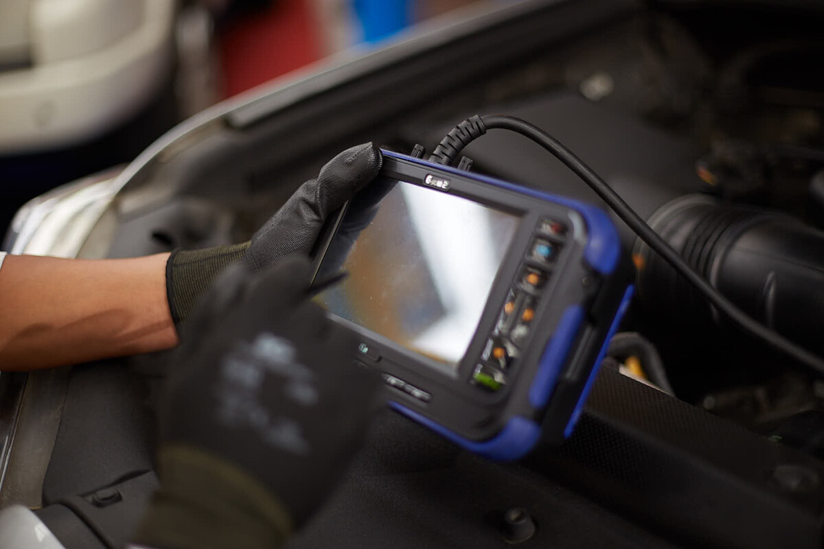 DIAGNÓSTICO CON SCANNER AUTOMOTRIZ RapiFrenos