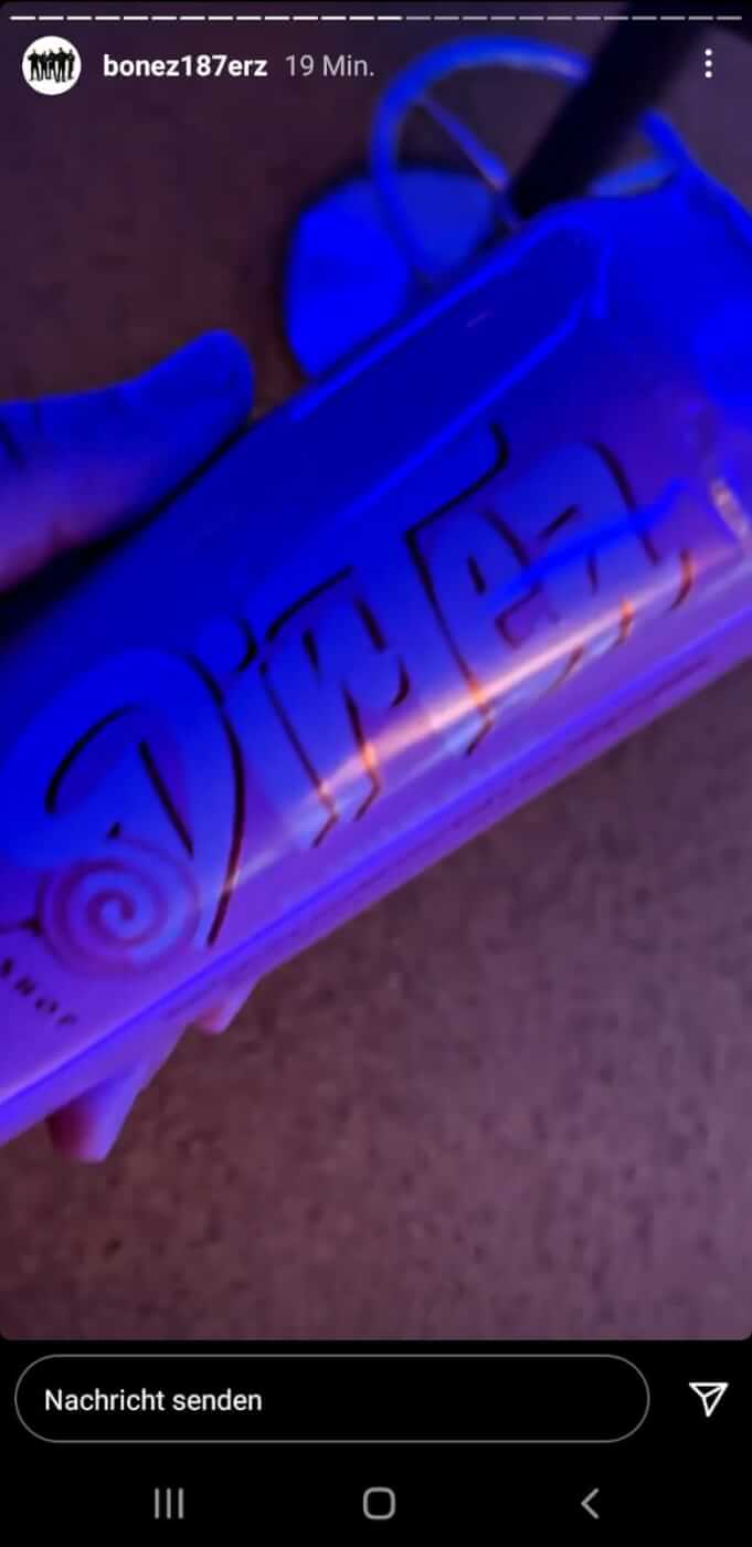 BonezMC trinkt Eistee von Shirin David Raptastisch