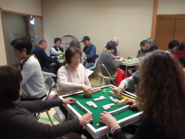 認知症予防に健康麻雀大会はいかが？団体対抗と女性限定＠横浜・藤棚地区センター 神奈川・東京多摩のご近所情報 レアリア