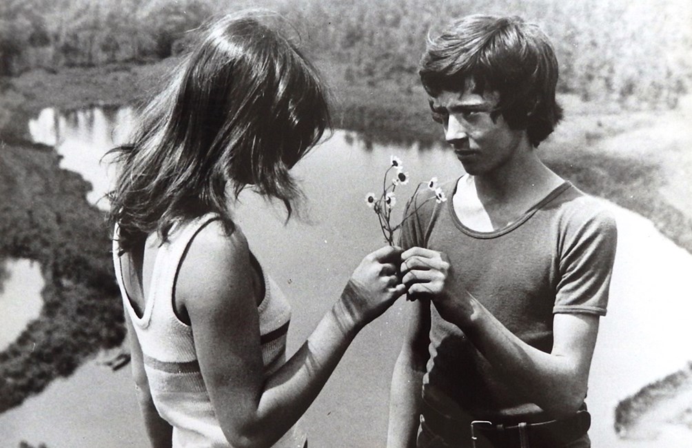 Koniec wakacji (1975) rarefilmm The Cave of Films