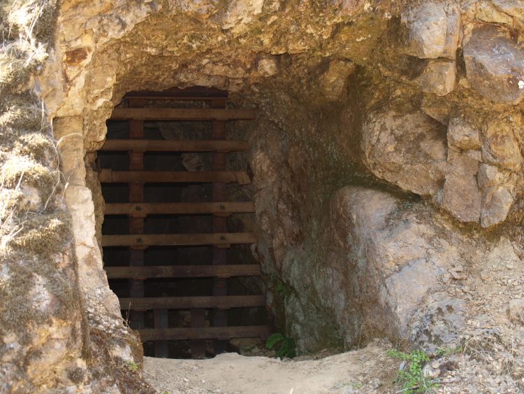 Gold Rush to Bohemia Explore this Early Oregon Mining Town