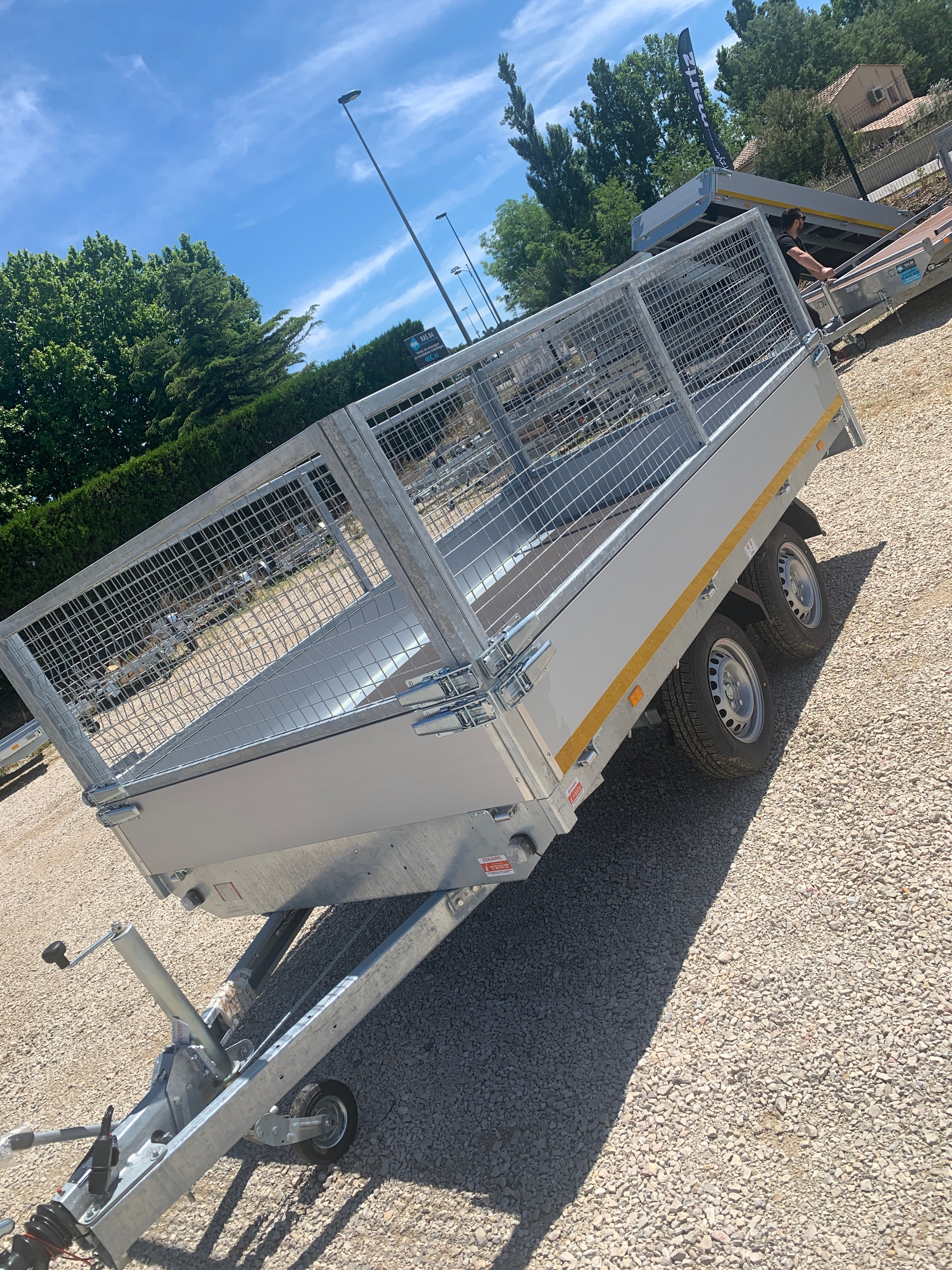 remorque plateaux ridelle porte voiture rampes inclus RAS84