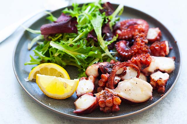 Grilled Octopus Spanish Grilled Octopus Recipe Rasa Malaysia
