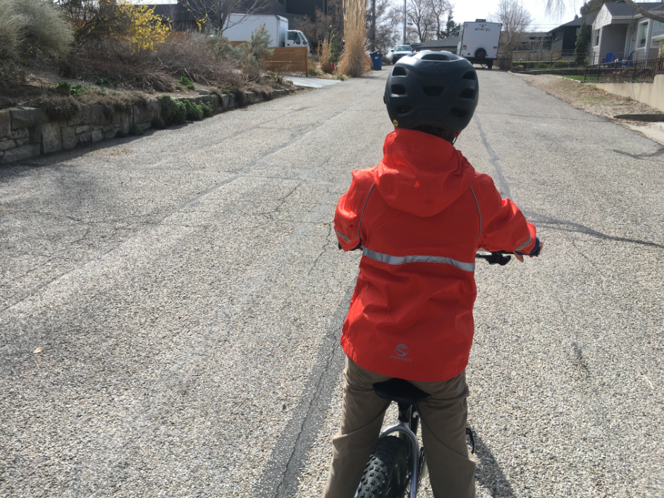 Showers Pass Little Crossover Kids Cycling Rain Jacket Review Rascal