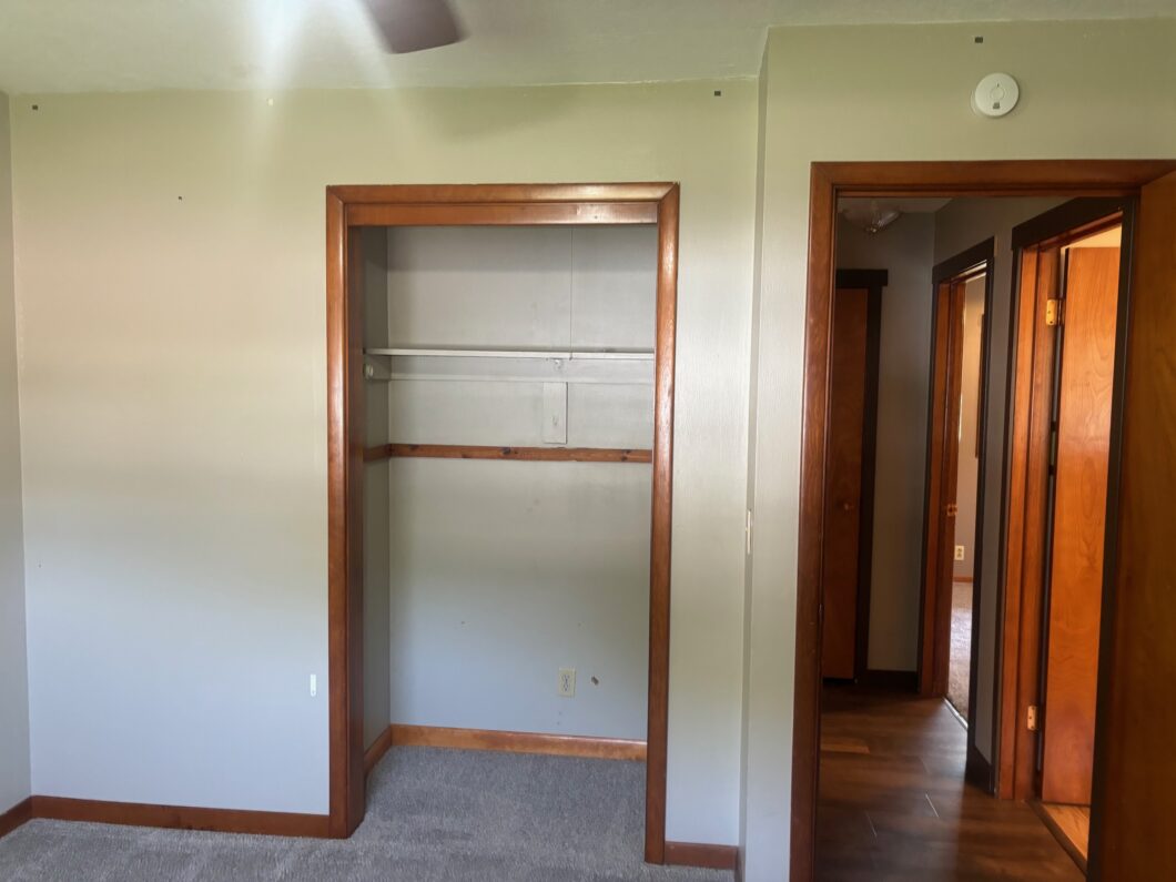 Iowa Realty Cherokee, Holstein, Storm Lake, Aurelia