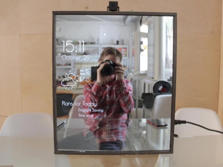 Crean un Magic Mirror táctil y con reconocimiento facial » Raspberry
