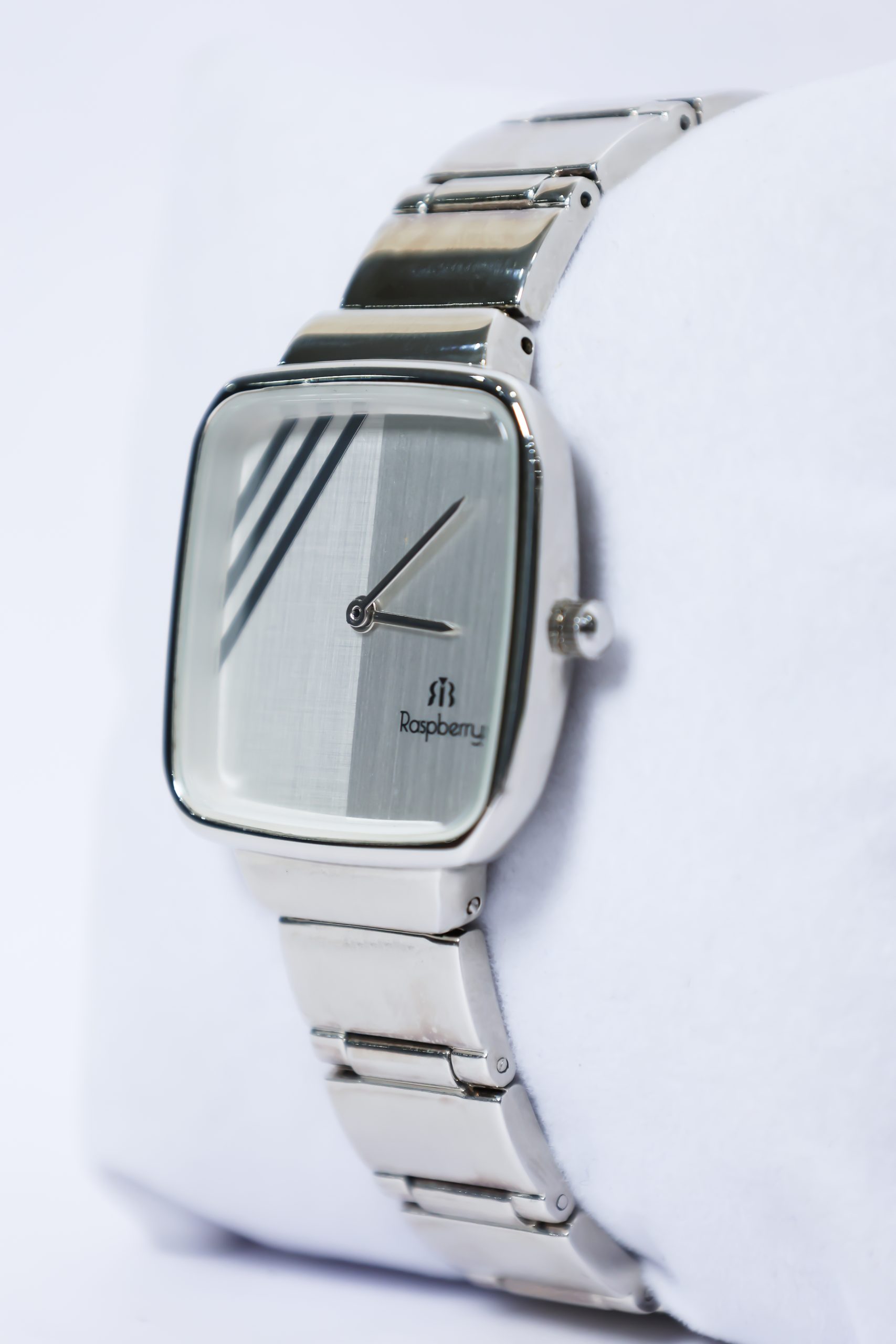 Raspberry Women's Analogue Wrist Watch Stainless Steel Strap, Water