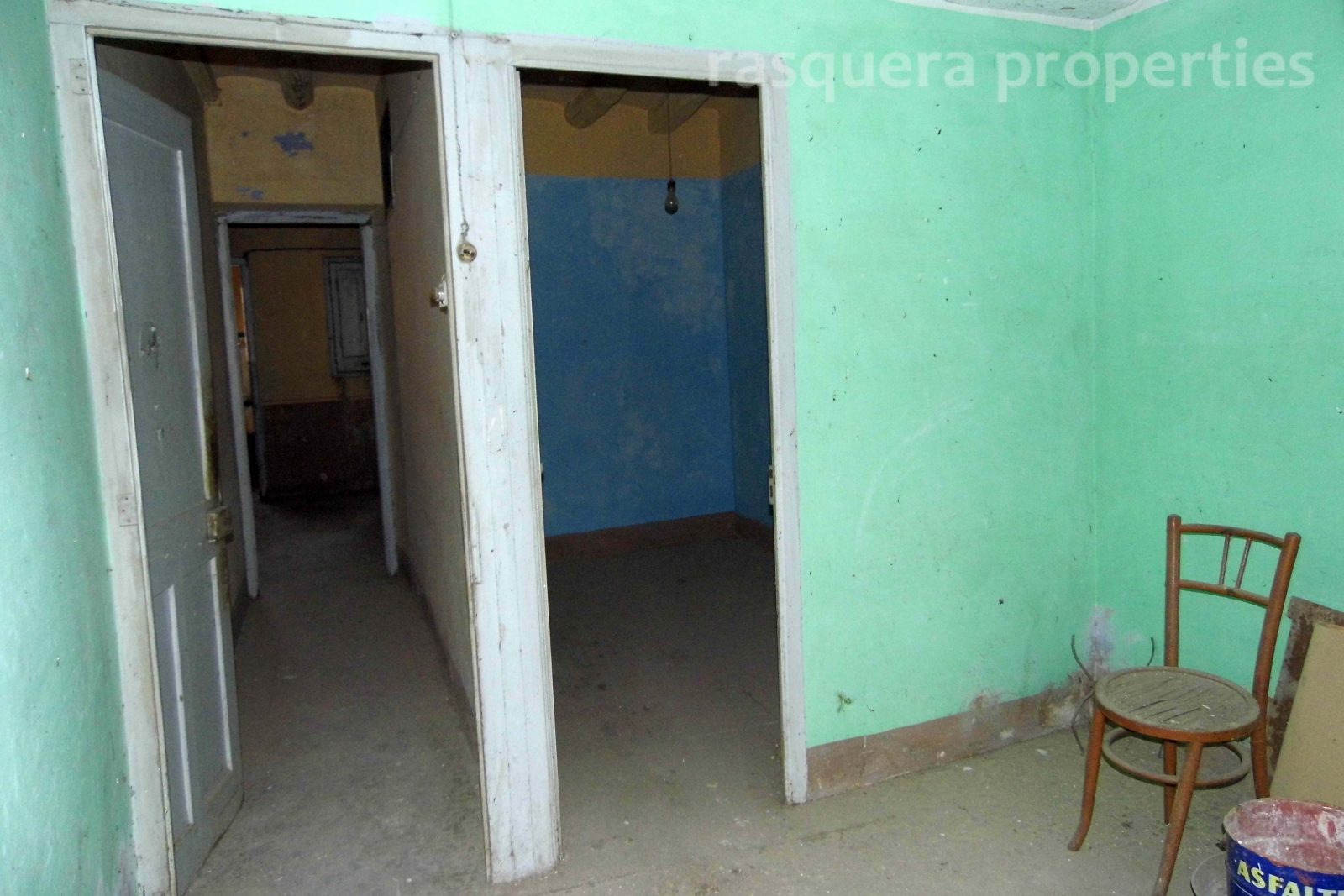 MORA LA NOVA. LARGE TOWNHOUSE RENOVATION PROJECT 90 000€ Ref 082A/16