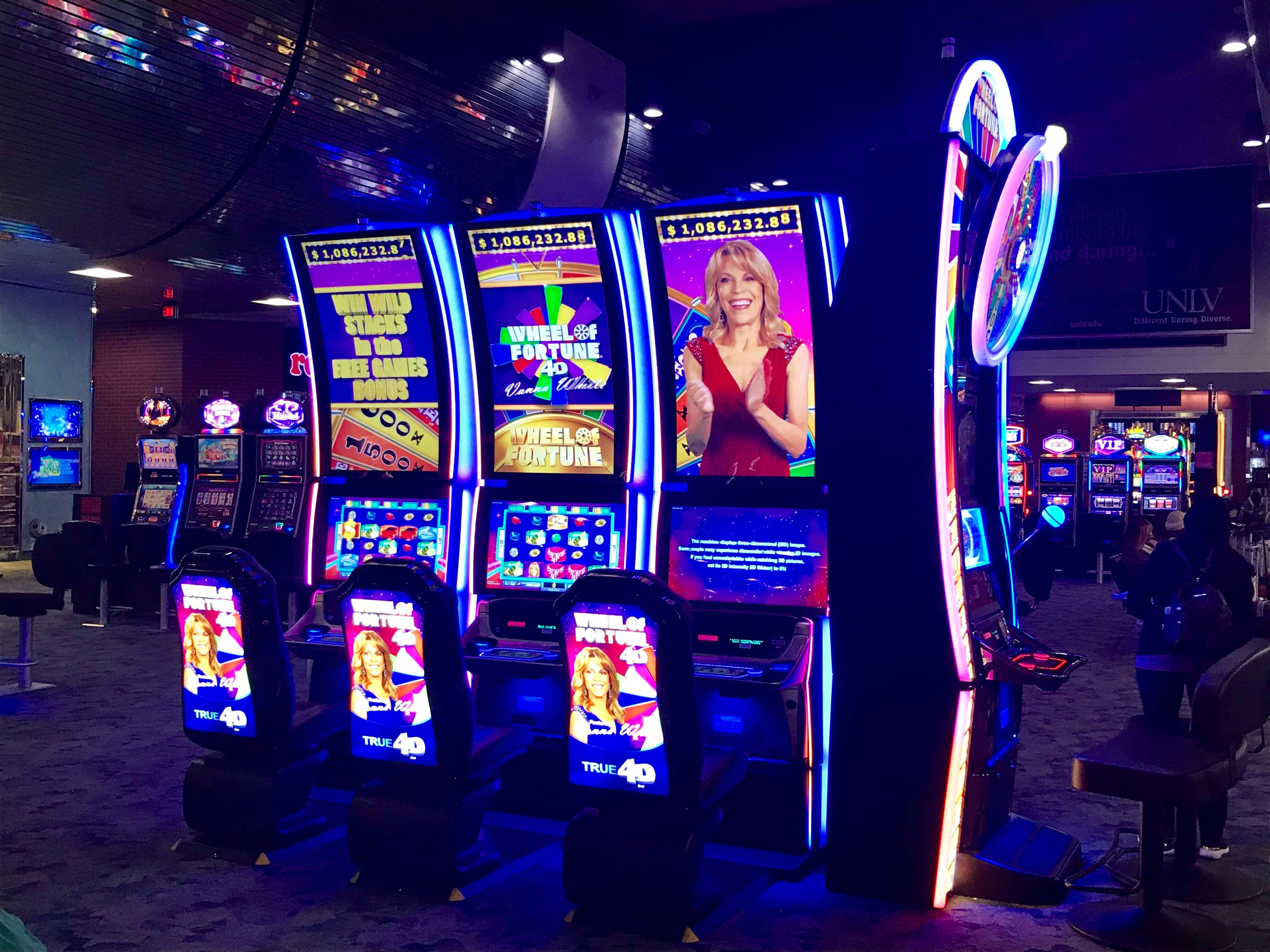 【ラスベガス空港カジノ】スロットマシーンの遊び方と注意点