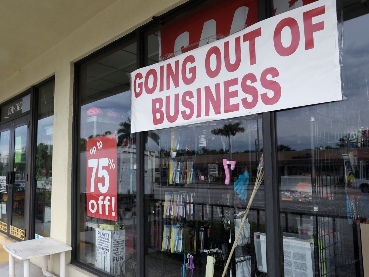 Rapid Surge in Job Losses as 4 Million Small Businesses Close within