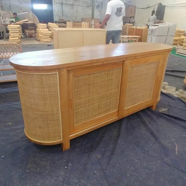 what is a sideboard The description and function for home