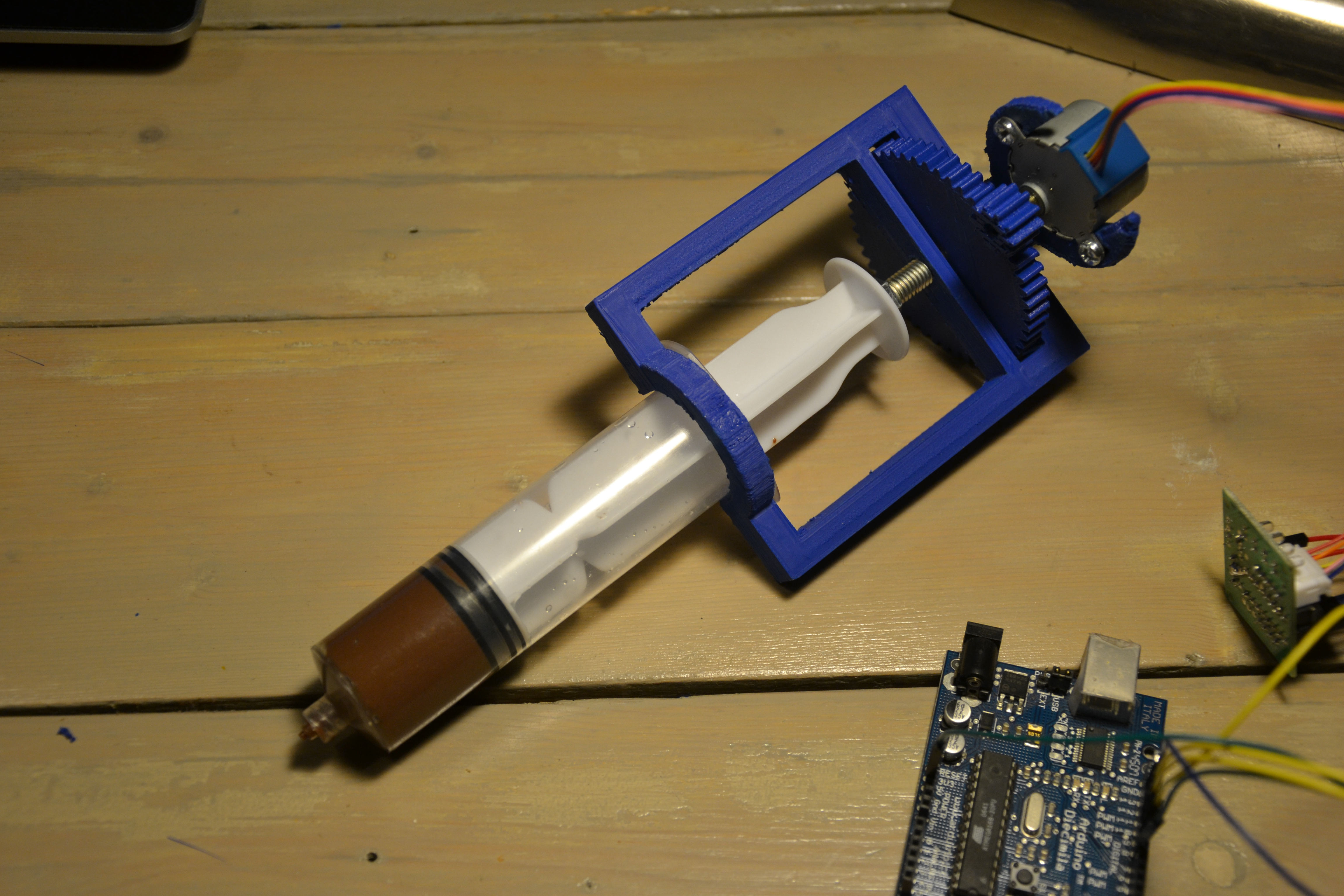 Syringe 3D printer r/3Dprinting