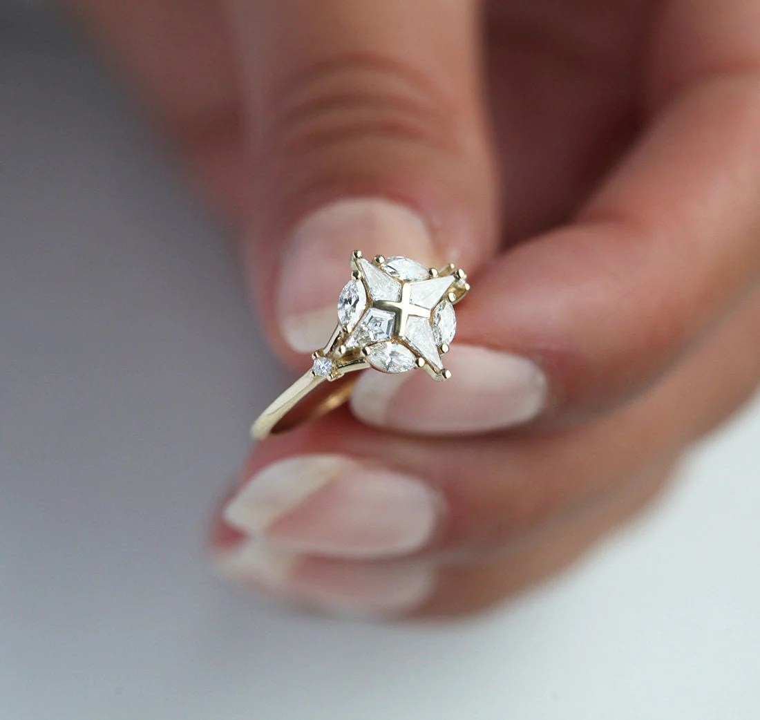 Yellow Gold Vs. White Gold Difference, Pros & Cons. Jewelnery