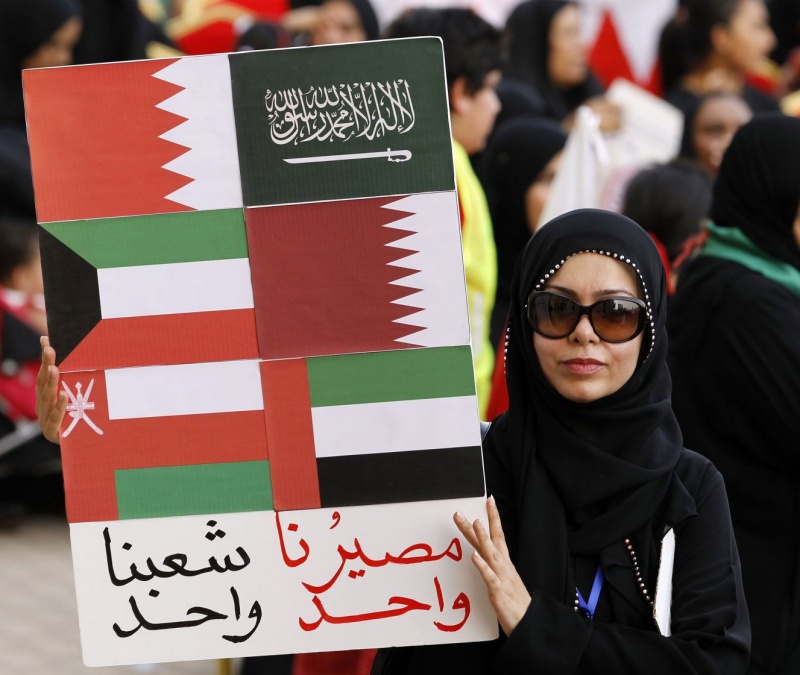 سلطنة عُمان تغادر مربع النأي بالنفس في الملف اليمني مركز