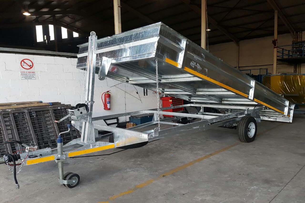 Trailers Landing Page RAW Projects